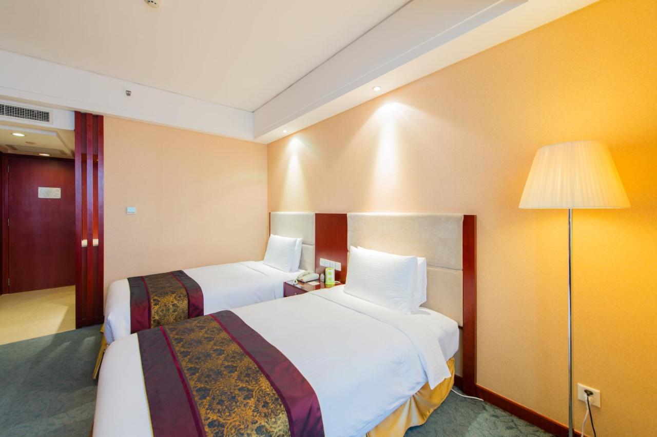Changchun Hualida Hotel Экстерьер фото